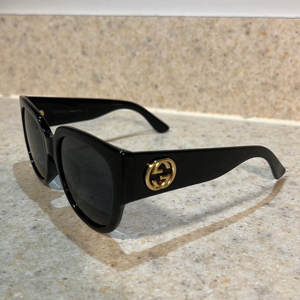 Gucci square sunglasses